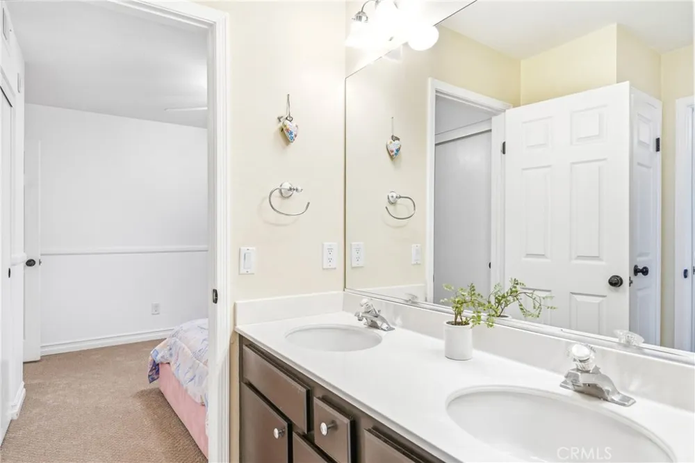30 Moccasin Trail Trabuco Canyon, CA 92679