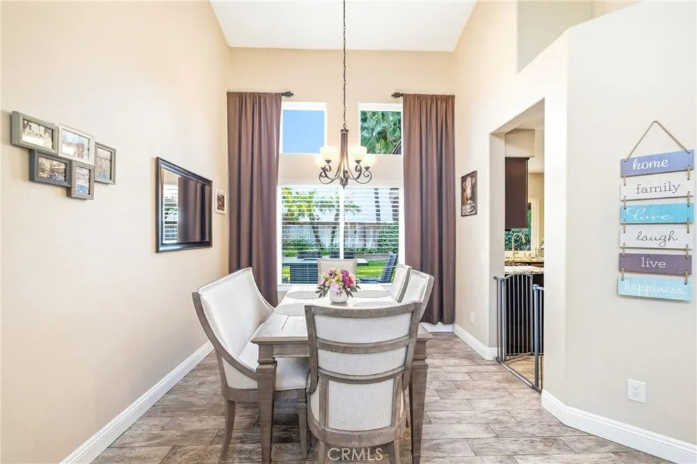 30 Moccasin Trail Trabuco Canyon, CA 92679