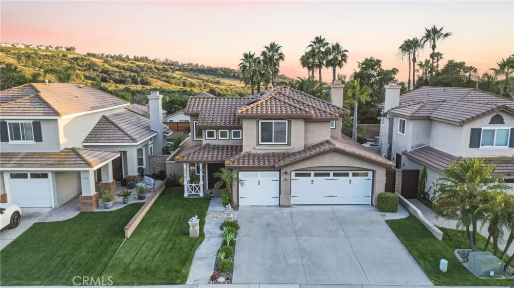 30 Moccasin Trail Trabuco Canyon, CA 92679