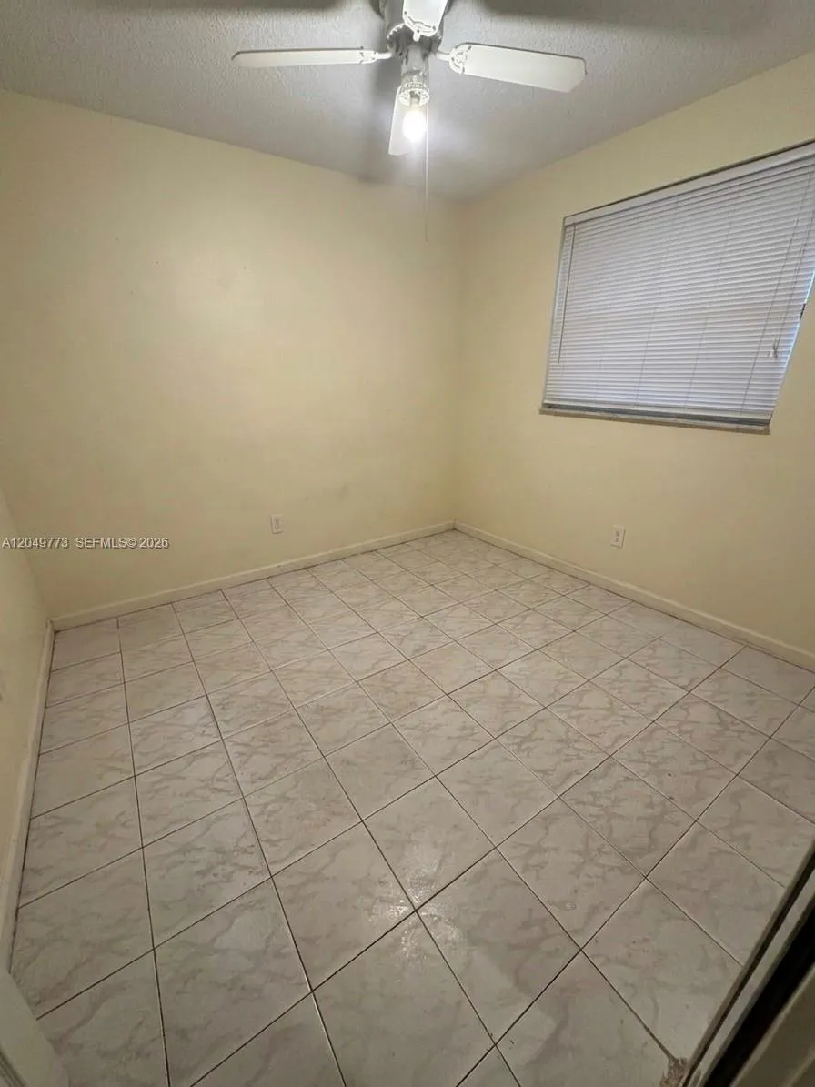 41 E 20th St Hialeah, FL 33010