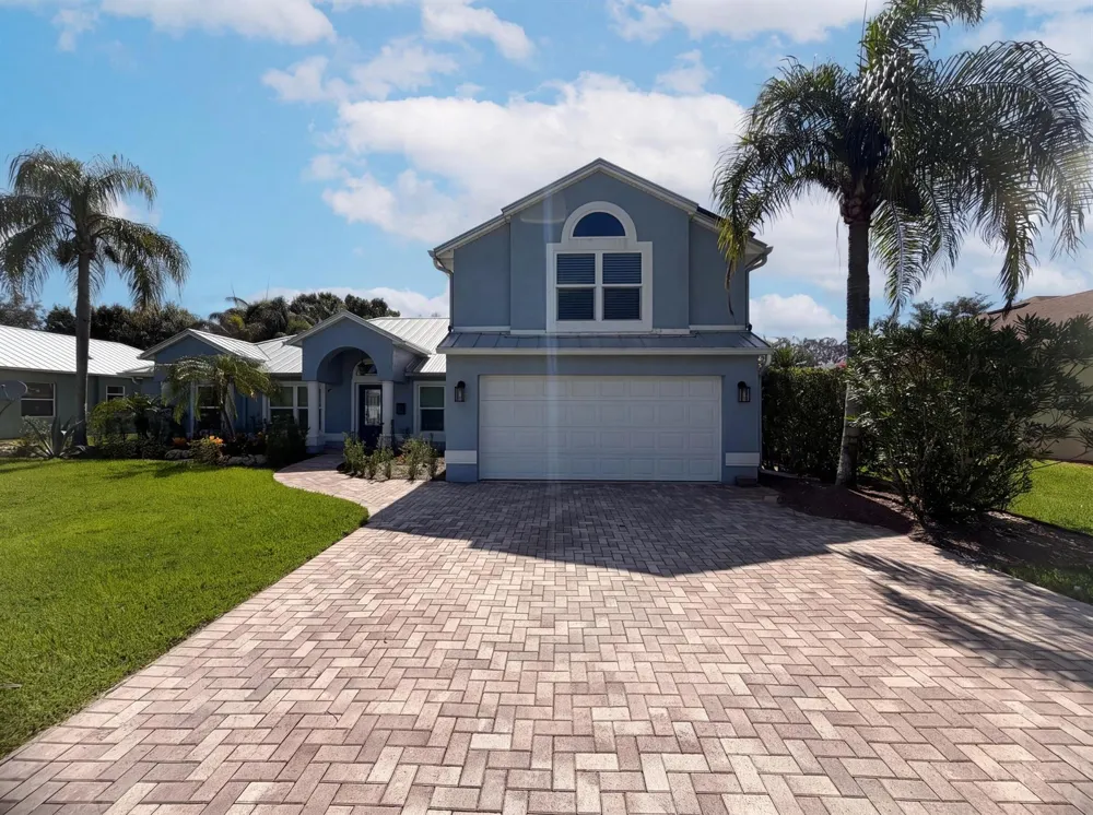 2902 Serenity Circle S Fort Pierce, FL 34981