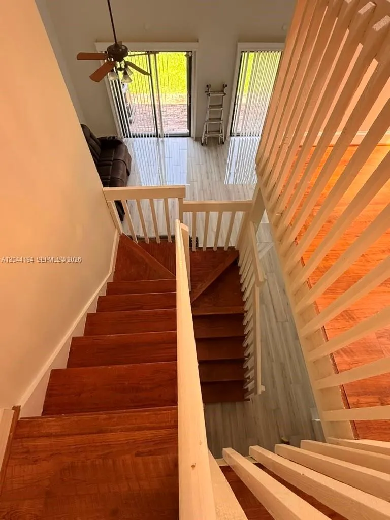 4182 S Pine Island Rd Davie, FL 33328
