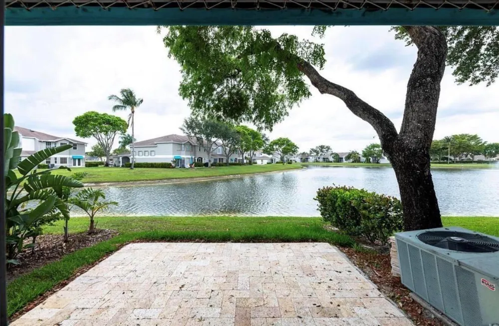 9217 Boca Gardens Circle S #D Boca Raton, FL 33496