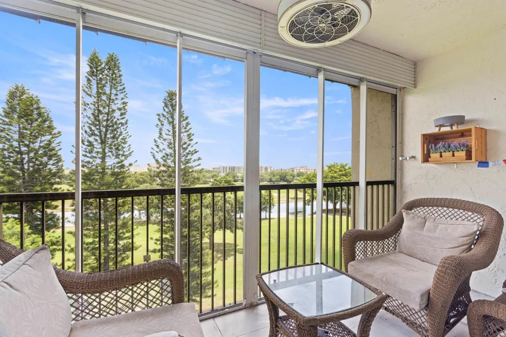 3150 W Rolling Hills Circle #709 Davie, FL 33328
