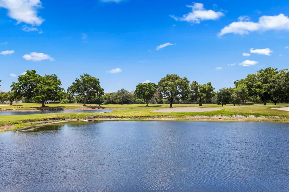 3150 W Rolling Hills Circle #709 Davie, FL 33328