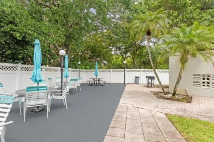 3150 W Rolling Hills Circle #709 Davie, FL 33328