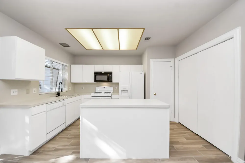 2910 Grants Lake Boulevard #1205 Sugar Land, TX 77479