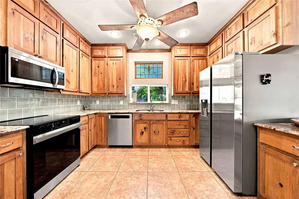 5470 Possum Trail Eustace, TX 75124