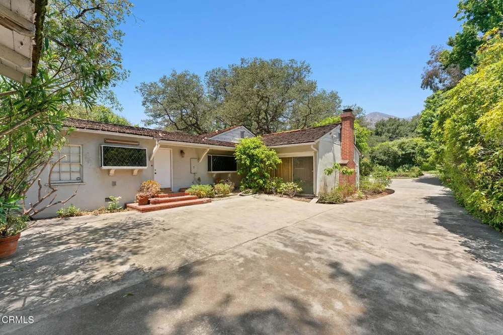 300 W Orange Grove Avenue Arcadia, CA 91006