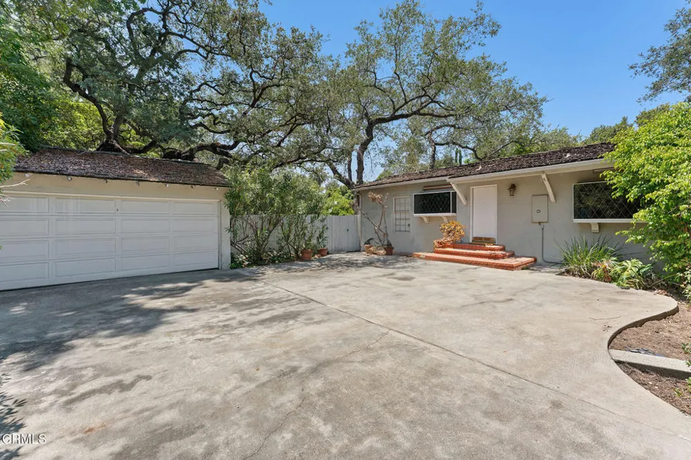 300 W Orange Grove Avenue Arcadia, CA 91006