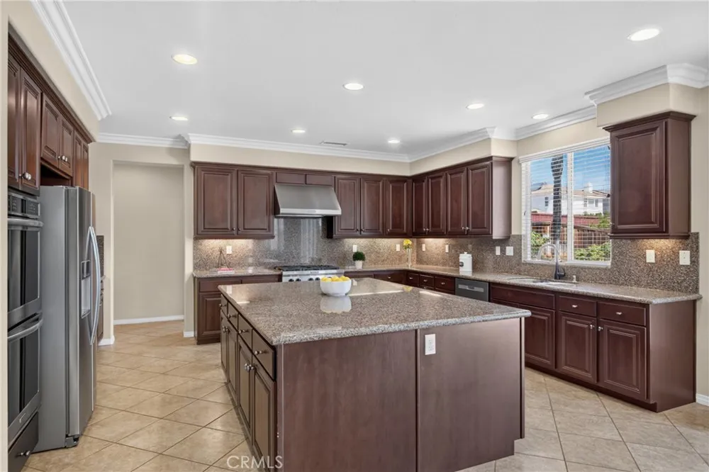 29034 Shorecliff Circle Menifee, CA 92585