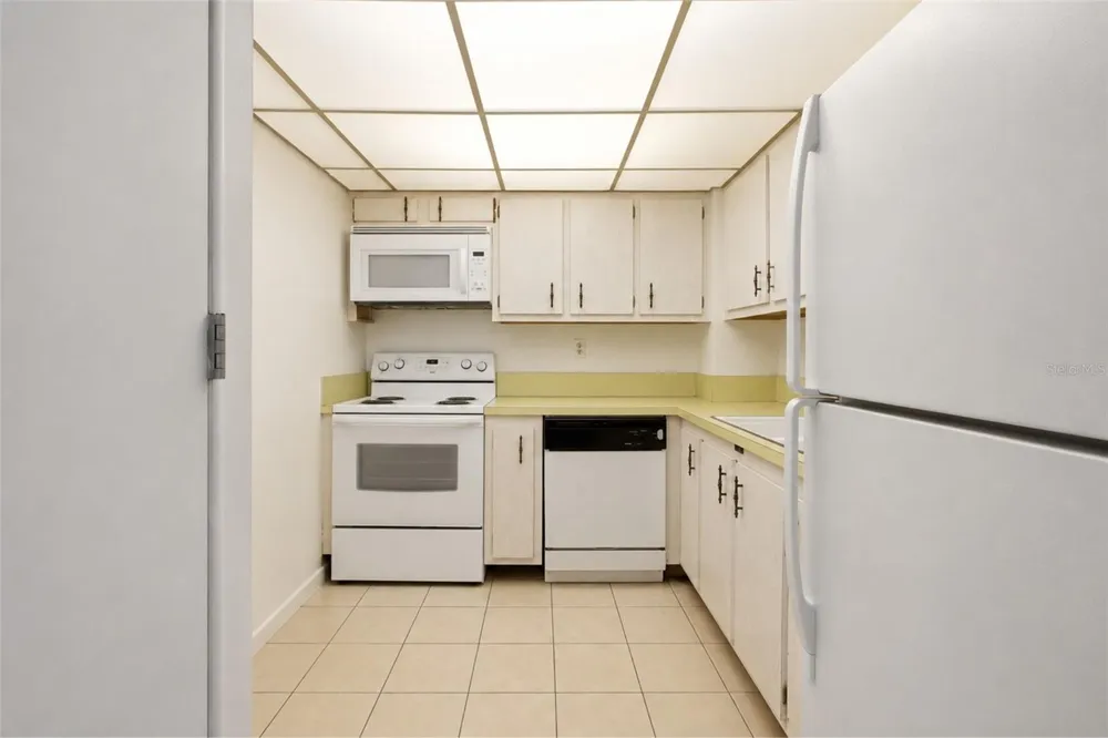 3540 S OCEAN BOULEVARD #808W Palm Beach, FL 33480
