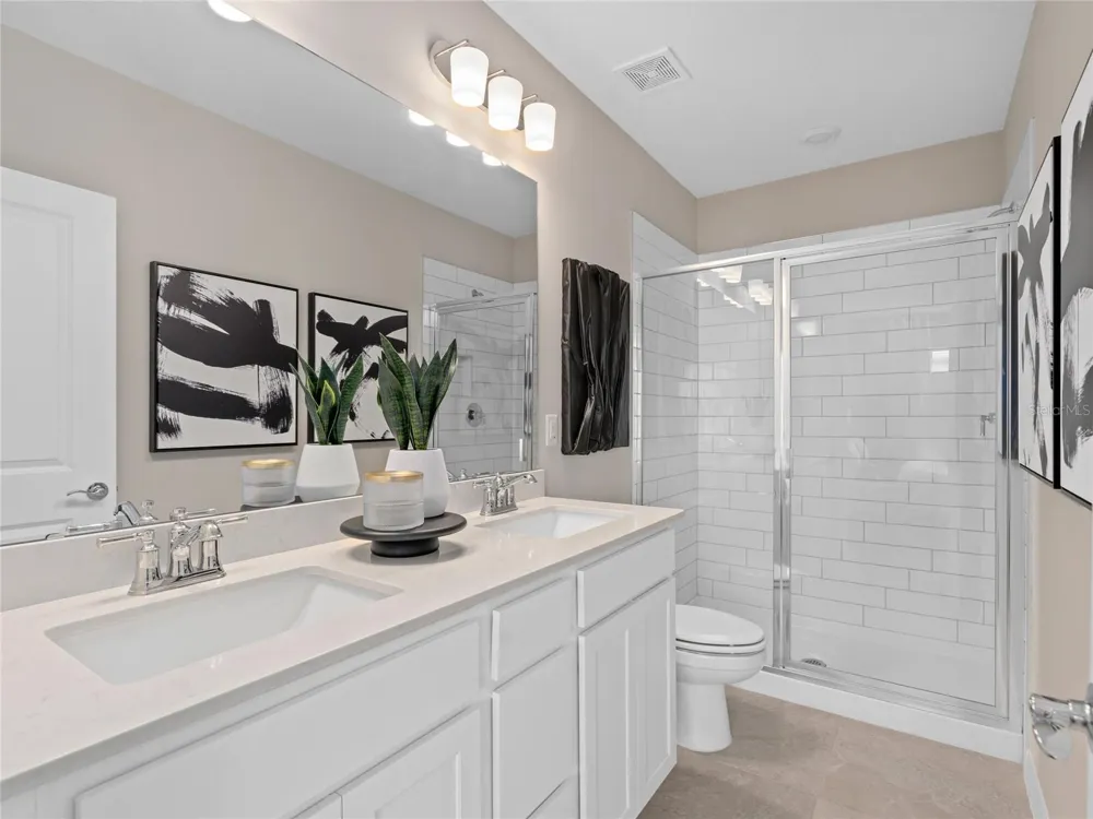 10770 LEAFY LAUREL STREET Orlando, FL 32829