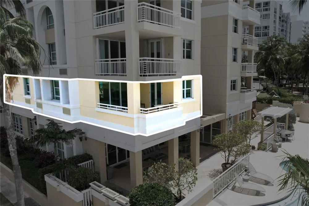 Carrion Court #6 CARRION COURT PLAYA STREET #103 San Juan, PR 00911