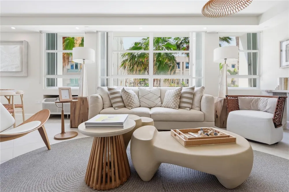 Carrion Court #6 CARRION COURT PLAYA STREET #103 San Juan, PR 00911
