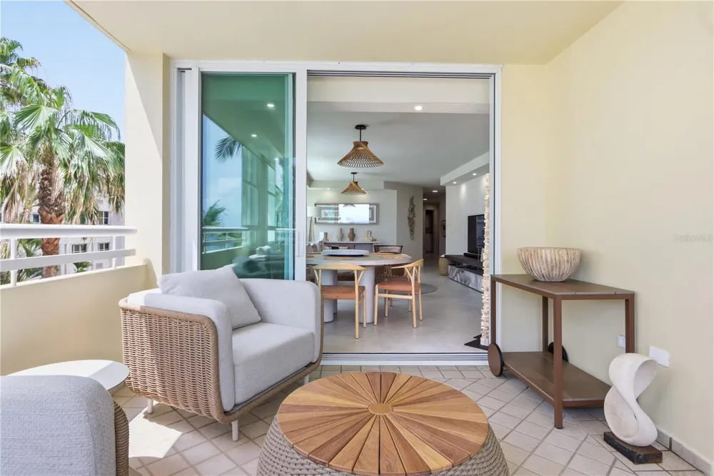 Carrion Court #6 CARRION COURT PLAYA STREET #103 San Juan, PR 00911
