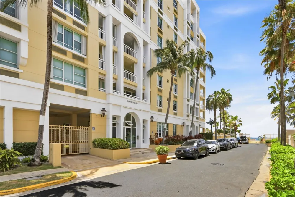 Carrion Court #6 CARRION COURT PLAYA STREET #103 San Juan, PR 00911