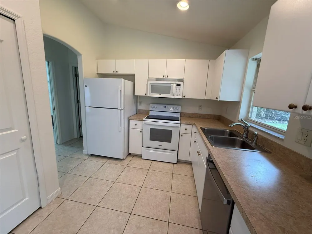 3305 CIRCLEVILLE STREET North Port, FL 34286