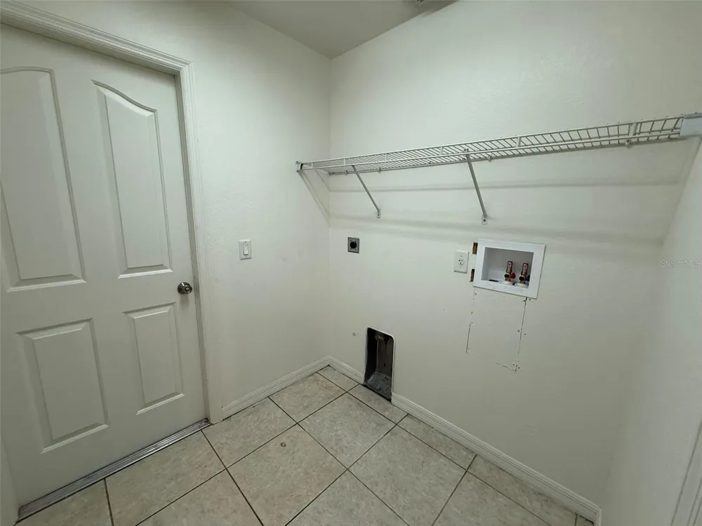 3305 CIRCLEVILLE STREET North Port, FL 34286