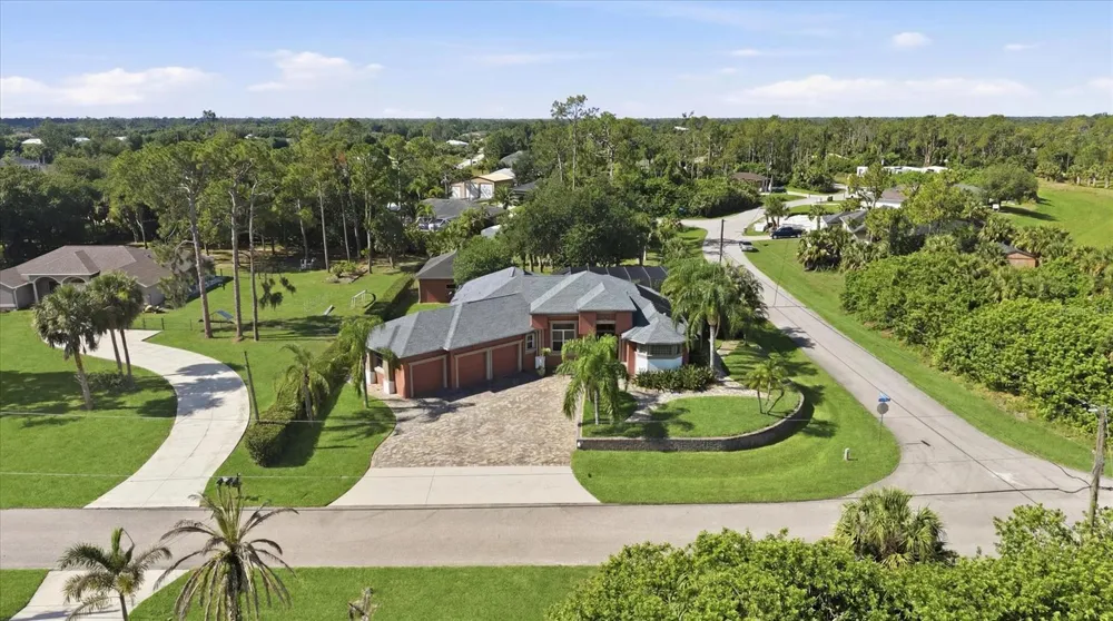 3257 WENONA DRIVE North Port, FL 34288