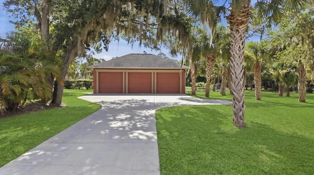 3257 WENONA DRIVE North Port, FL 34288