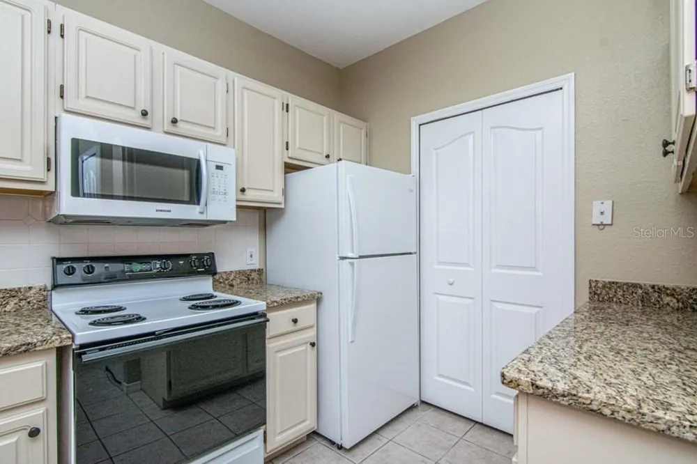 5713 LEGACY CRESCENT PLACE #101 Riverview, FL 33578