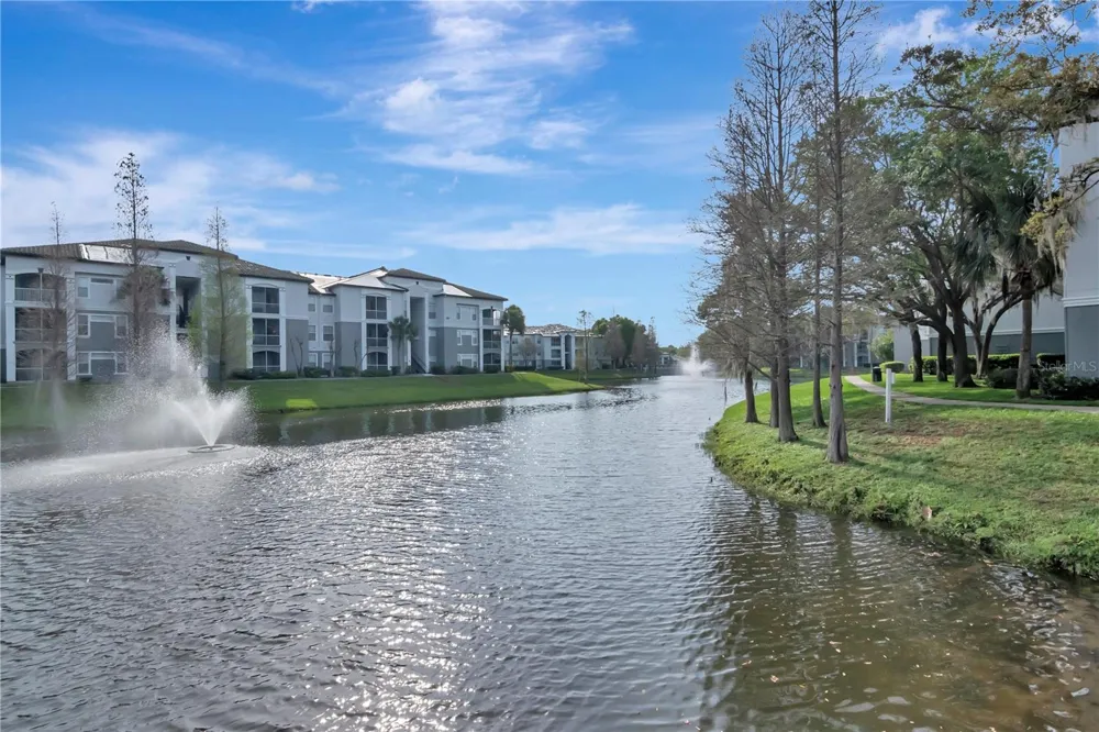 5713 LEGACY CRESCENT PLACE #101 Riverview, FL 33578