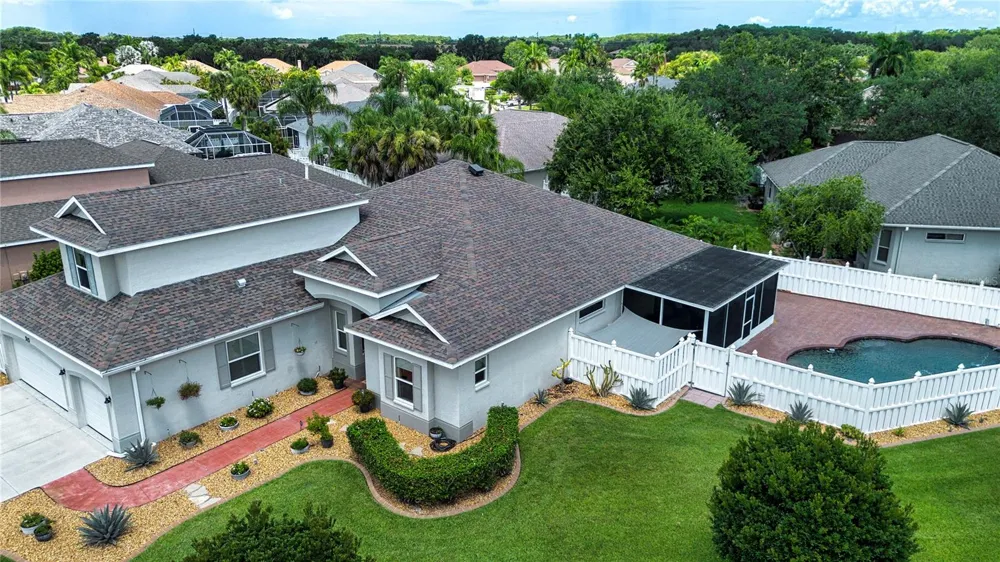 515 PLANTERS MANOR WAY Bradenton, FL 34212