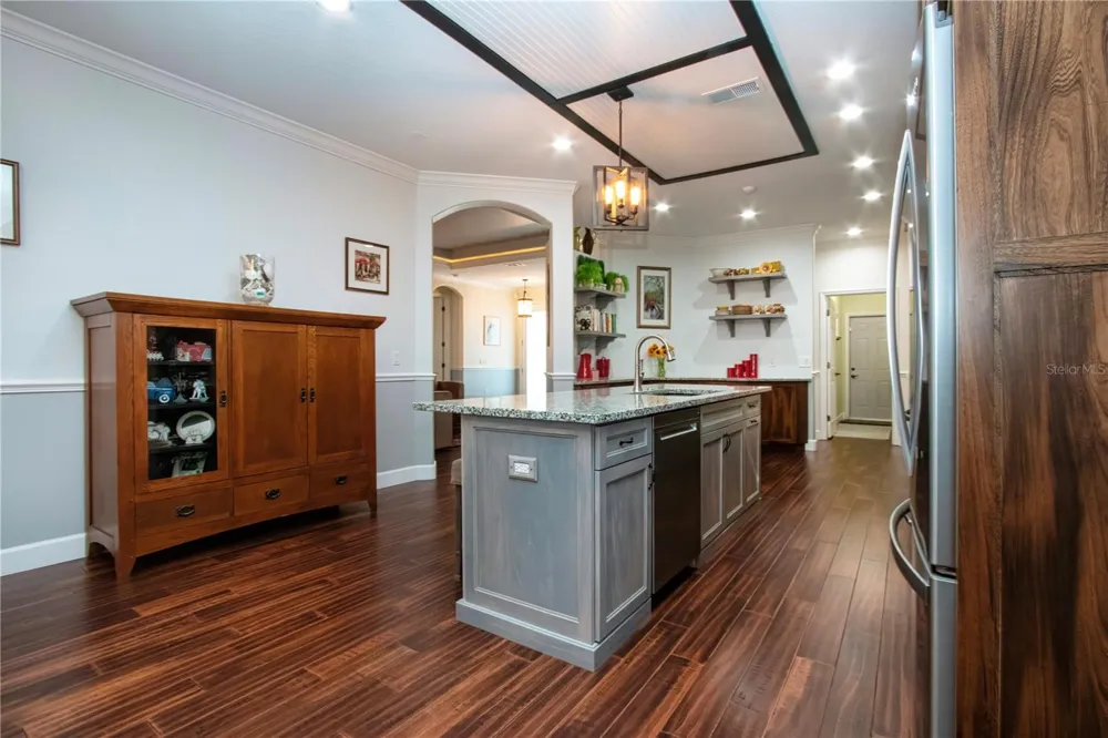 515 PLANTERS MANOR WAY Bradenton, FL 34212