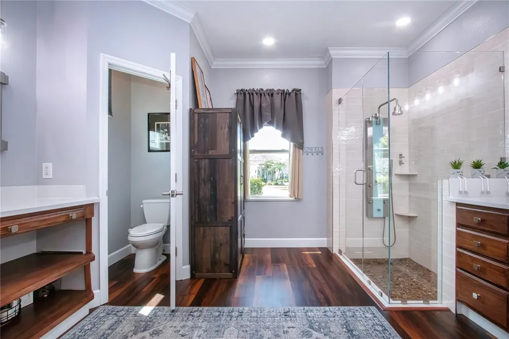 515 PLANTERS MANOR WAY Bradenton, FL 34212