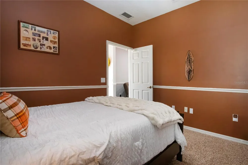515 PLANTERS MANOR WAY Bradenton, FL 34212