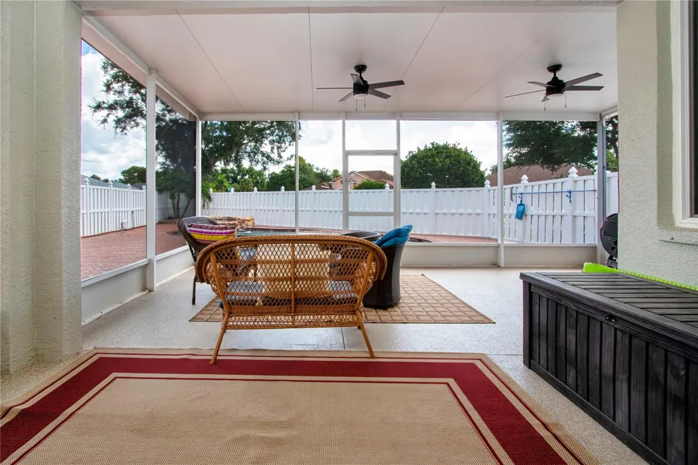 515 PLANTERS MANOR WAY Bradenton, FL 34212