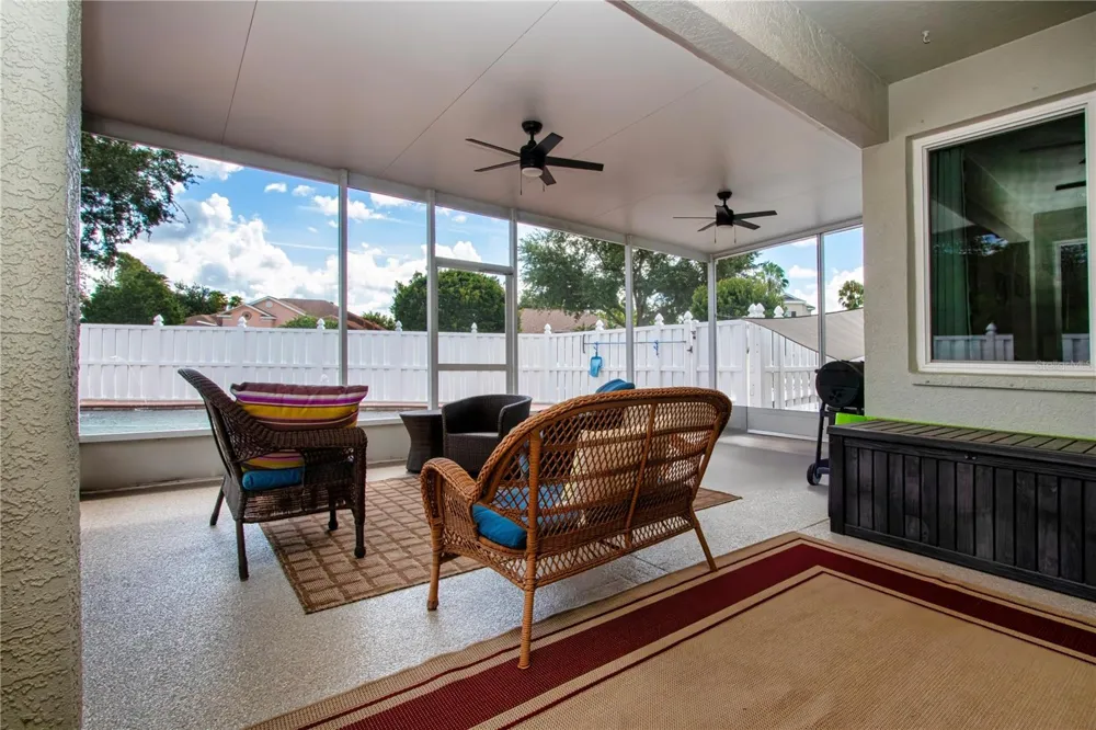 515 PLANTERS MANOR WAY Bradenton, FL 34212