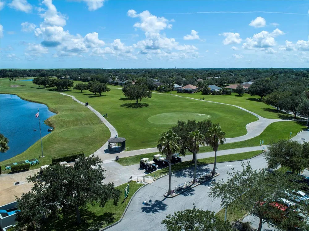 515 PLANTERS MANOR WAY Bradenton, FL 34212