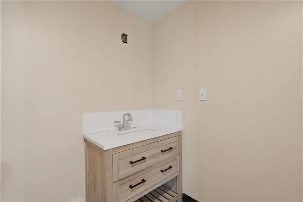 46 Whitsel Hollow Comer, GA 30629