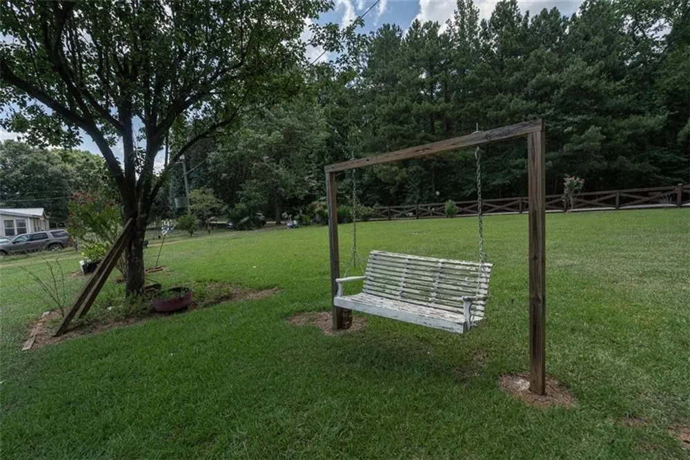 46 Whitsel Hollow Comer, GA 30629