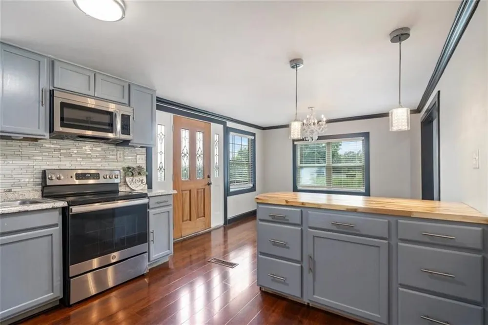 46 Whitsel Hollow Comer, GA 30629