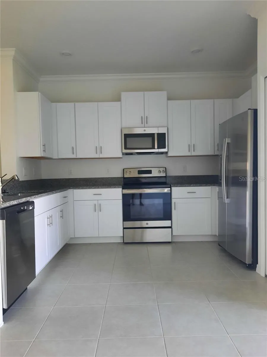 36429 CAMP FIRE TERRACE Zephyrhills, FL 33541