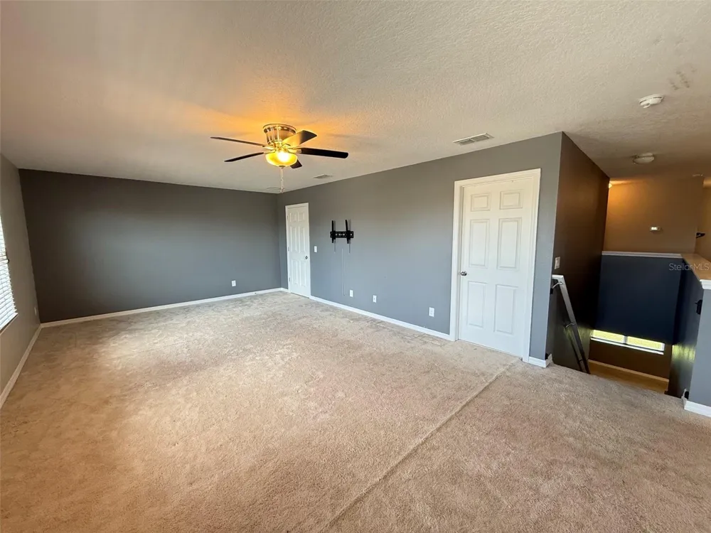 2228 NAPONE LANE Minneola, FL 34715