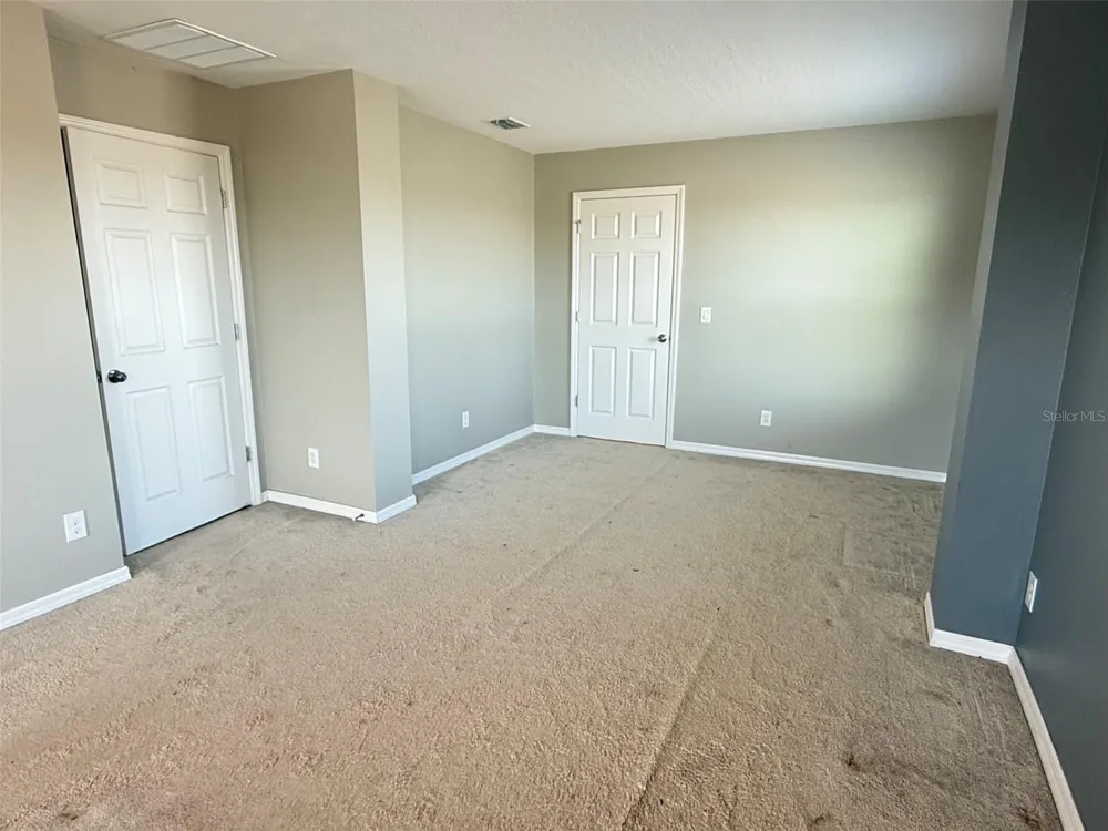 2228 NAPONE LANE Minneola, FL 34715