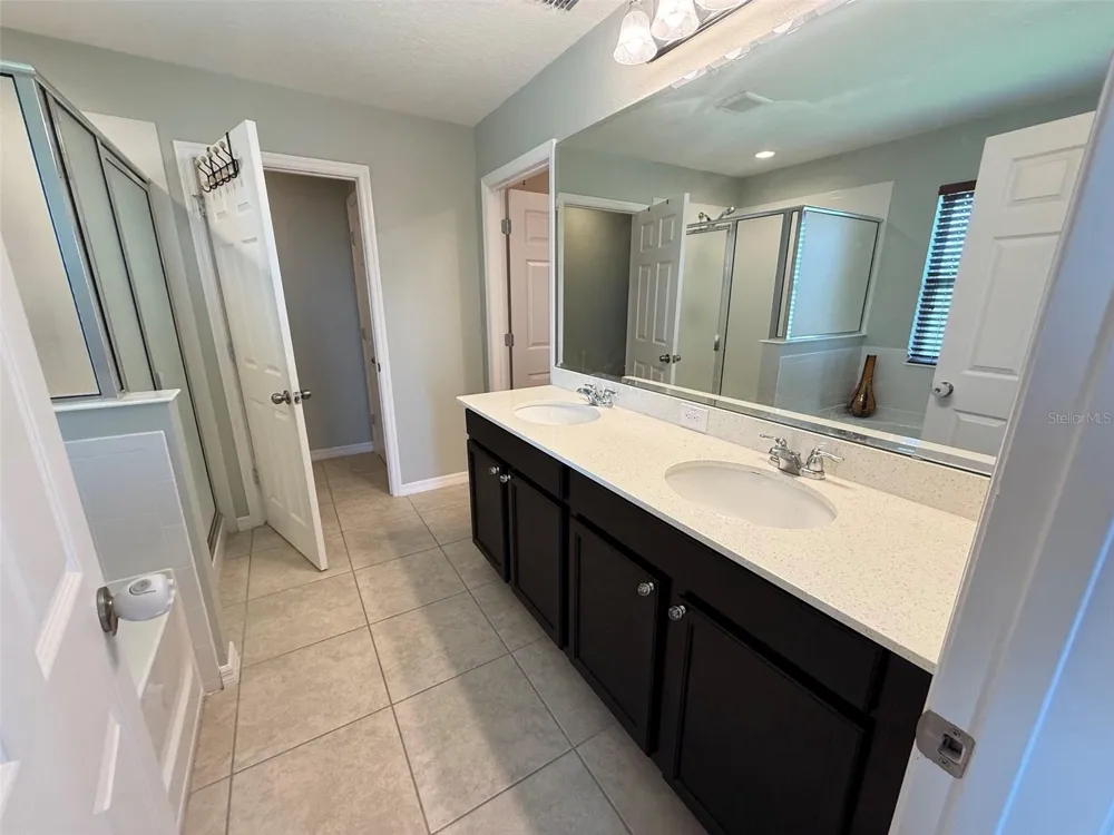 2228 NAPONE LANE Minneola, FL 34715