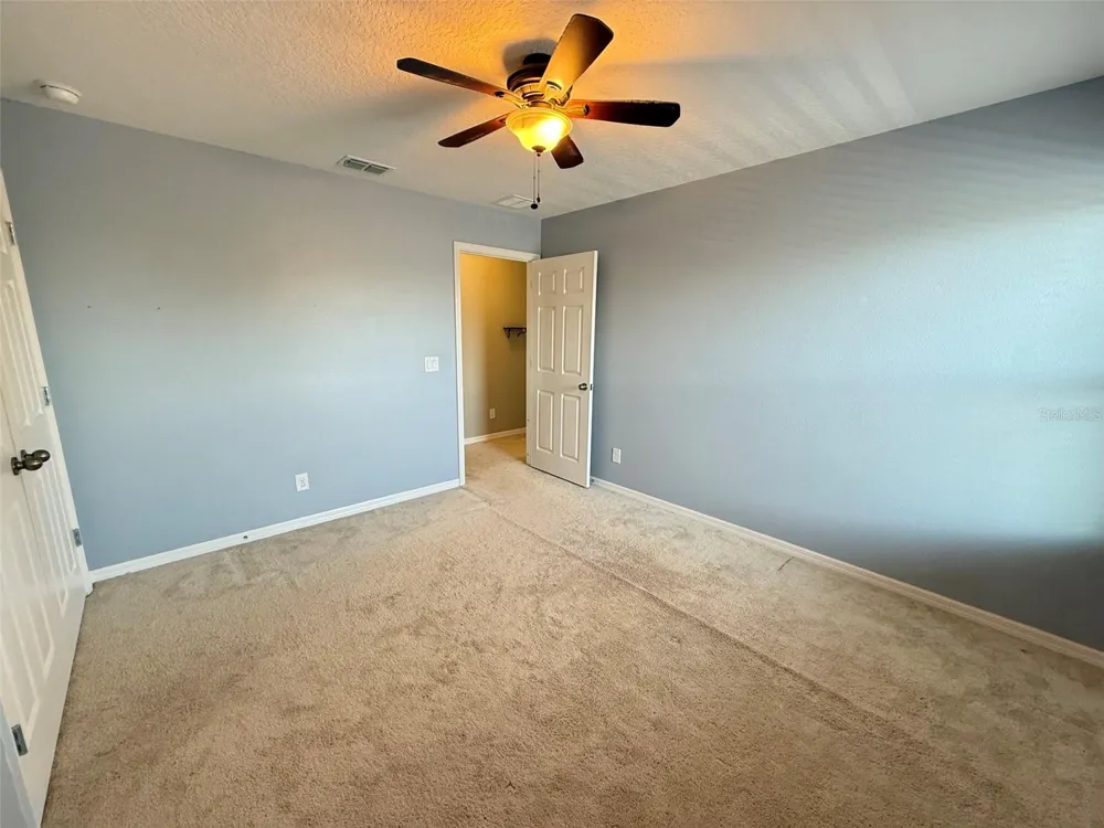 2228 NAPONE LANE Minneola, FL 34715