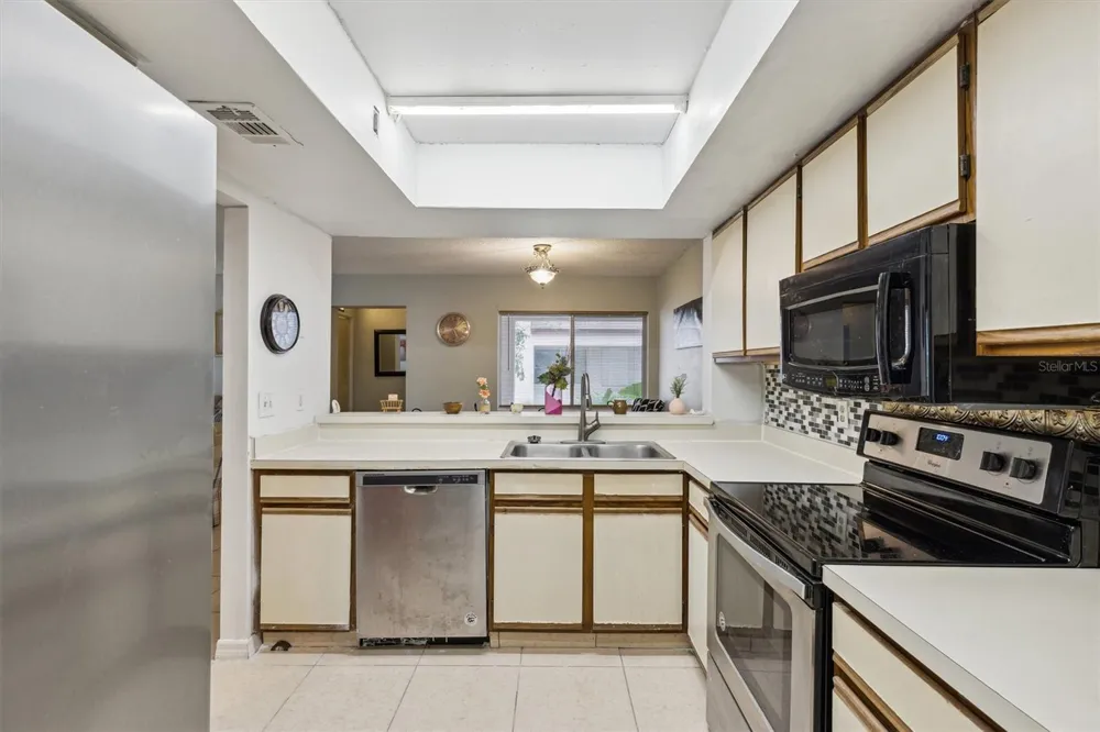 2554 LAKEWAY BRANCH DRIVE #3001 Orlando, FL 32839