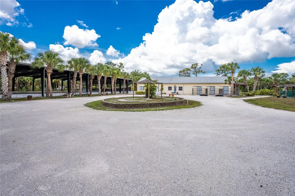 668 PALOMINO TRAIL Englewood, FL 34223