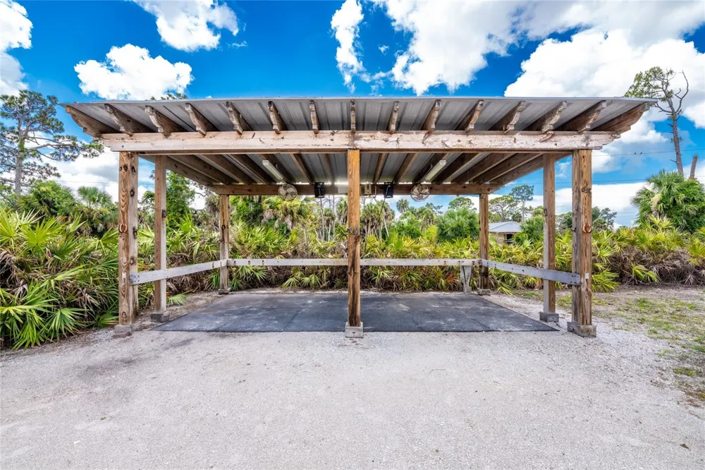 668 PALOMINO TRAIL Englewood, FL 34223