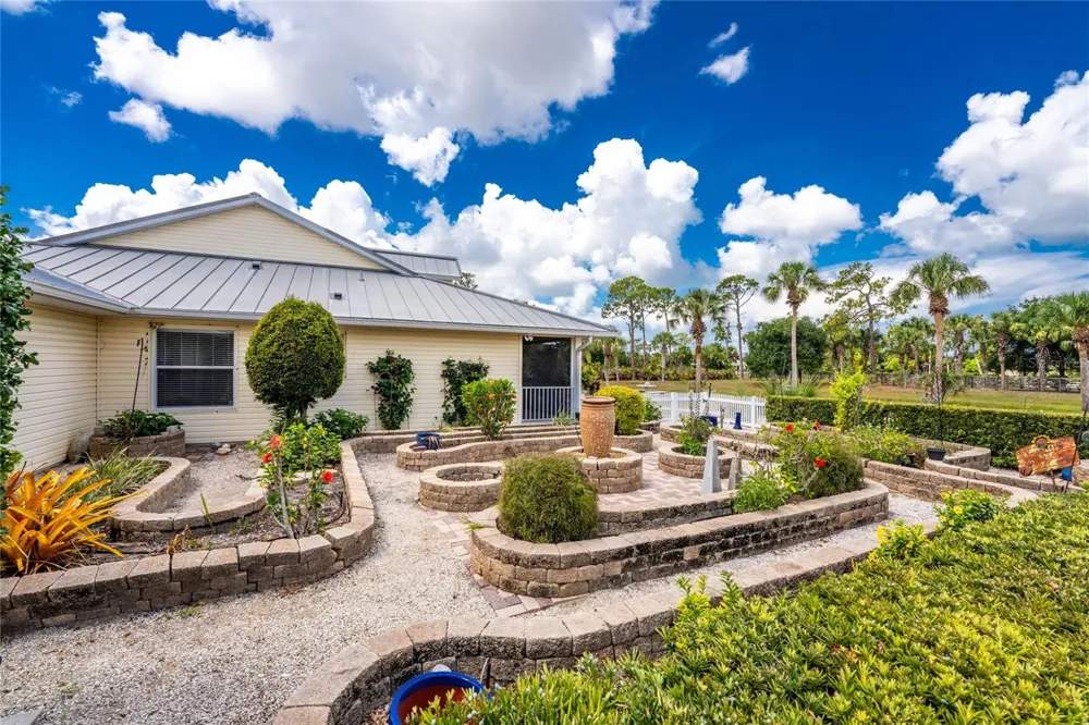 668 PALOMINO TRAIL Englewood, FL 34223