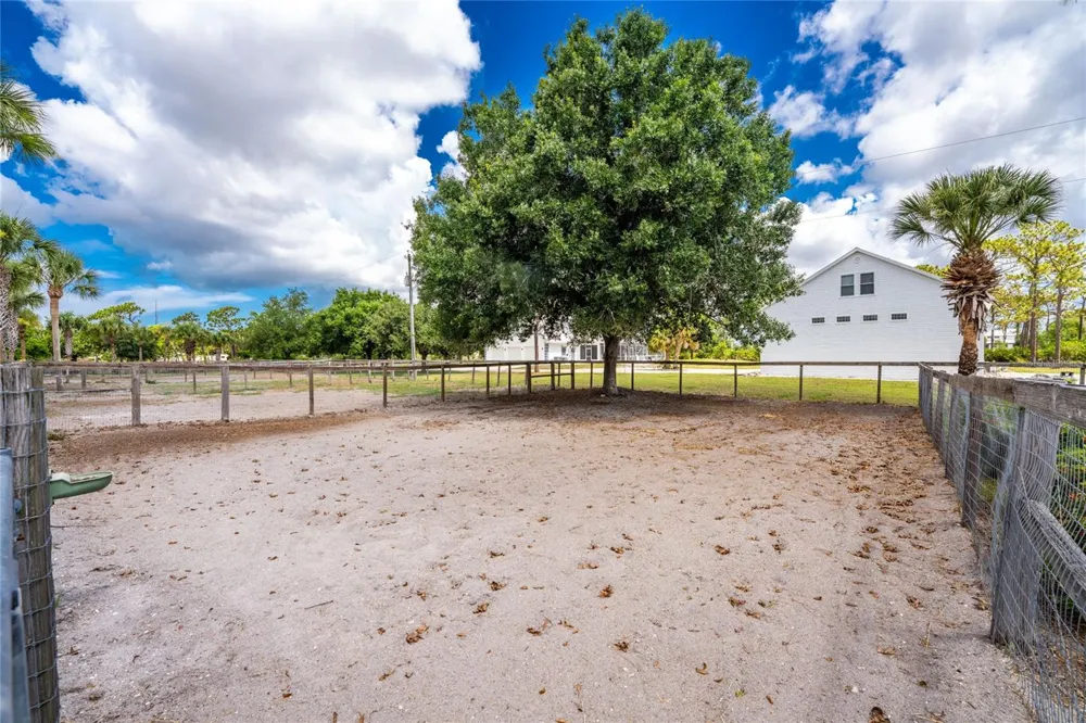 668 PALOMINO TRAIL Englewood, FL 34223