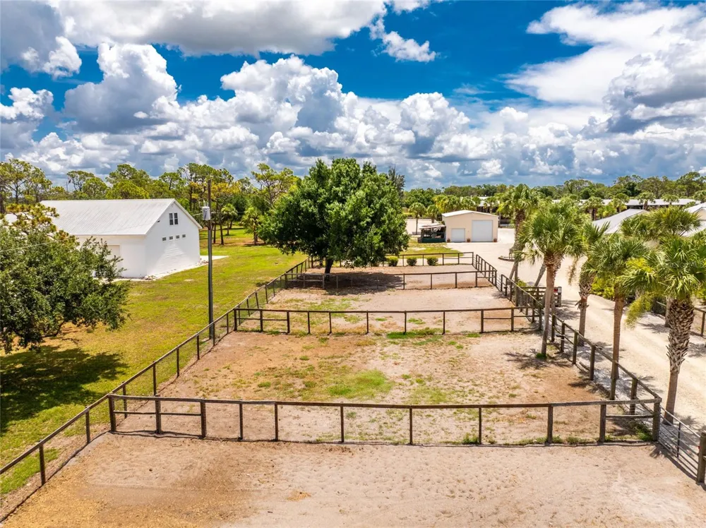 668 PALOMINO TRAIL Englewood, FL 34223