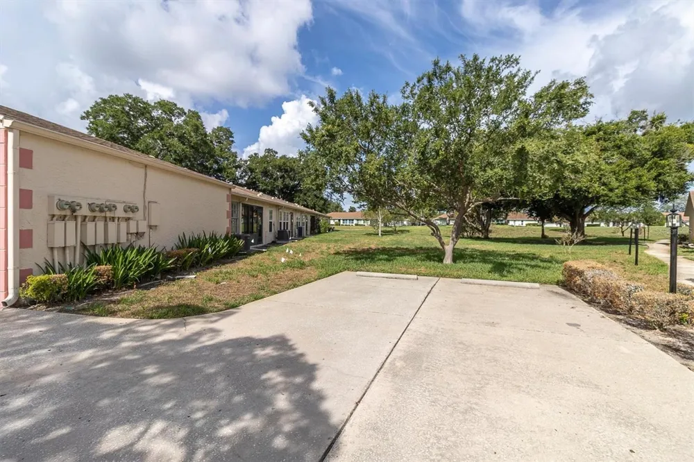 11337 VERSAILLES LANE Port Richey, FL 34668