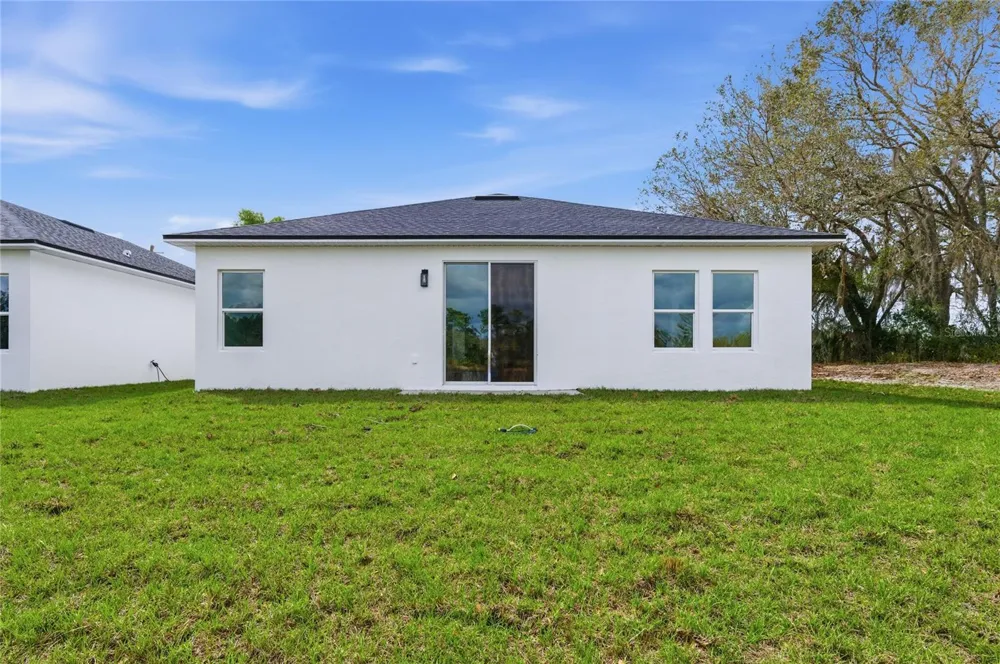 132 11TH AVENUE Osteen, FL 32764